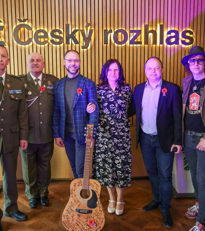 S hrdostí na rukávu - píseň pro válečné veterány